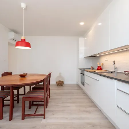 Beachfront Antonio Miro Apartment *