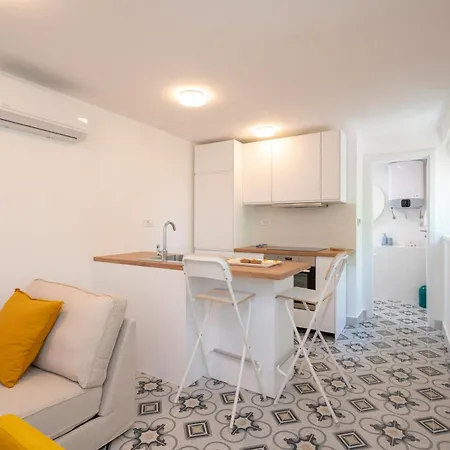 Beachfront Antonio Miro Trogir