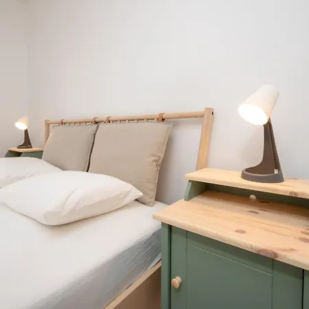 Beachfront Antonio Miro