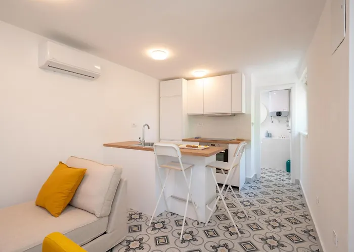 Beachfront Antonio Miro Trogir