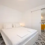 Beachfront Antonio Miro Apartman